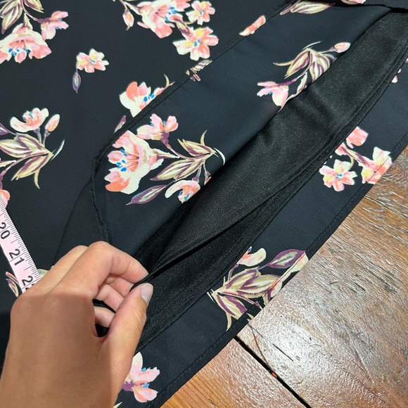 Peach Love California Dress, Black & Floral, Women's Small - Picture 7 of 8